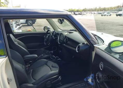 2013 Mini Hardtop Cooper S z USA, uszkodzony, nr VIN WMWSV3C59DT388625